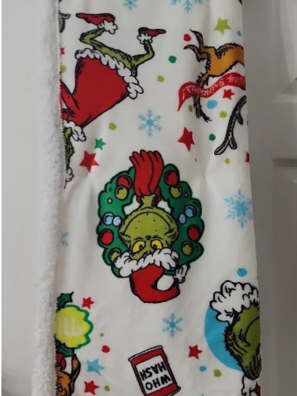 Christmas Grinch throw blanket ( 50x 60)